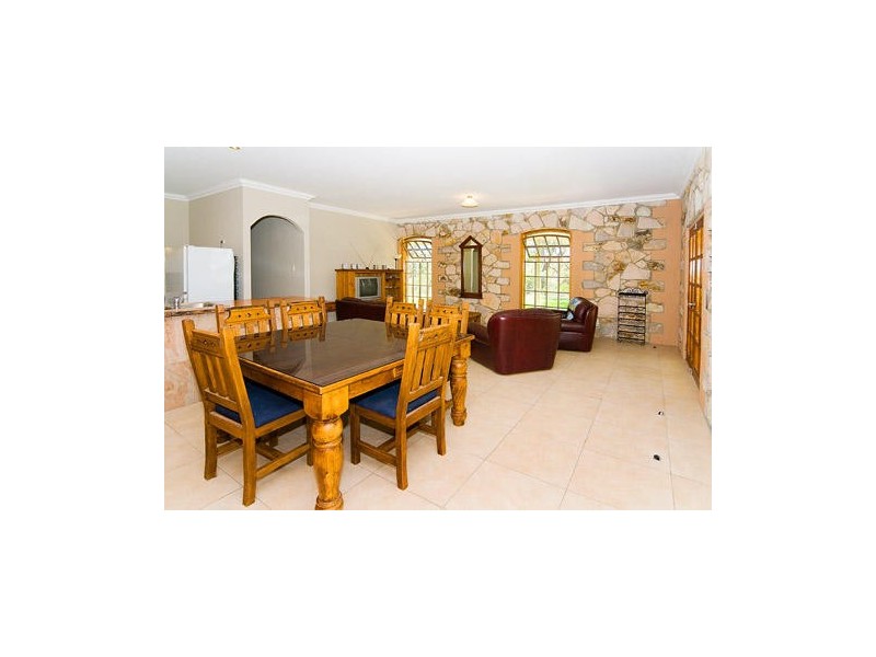 Upper Brookfield QLD 4069